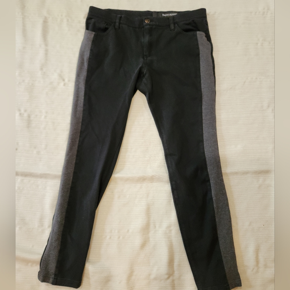 DKNY Skinny Black with Gray Side Stripe Pants Size 6